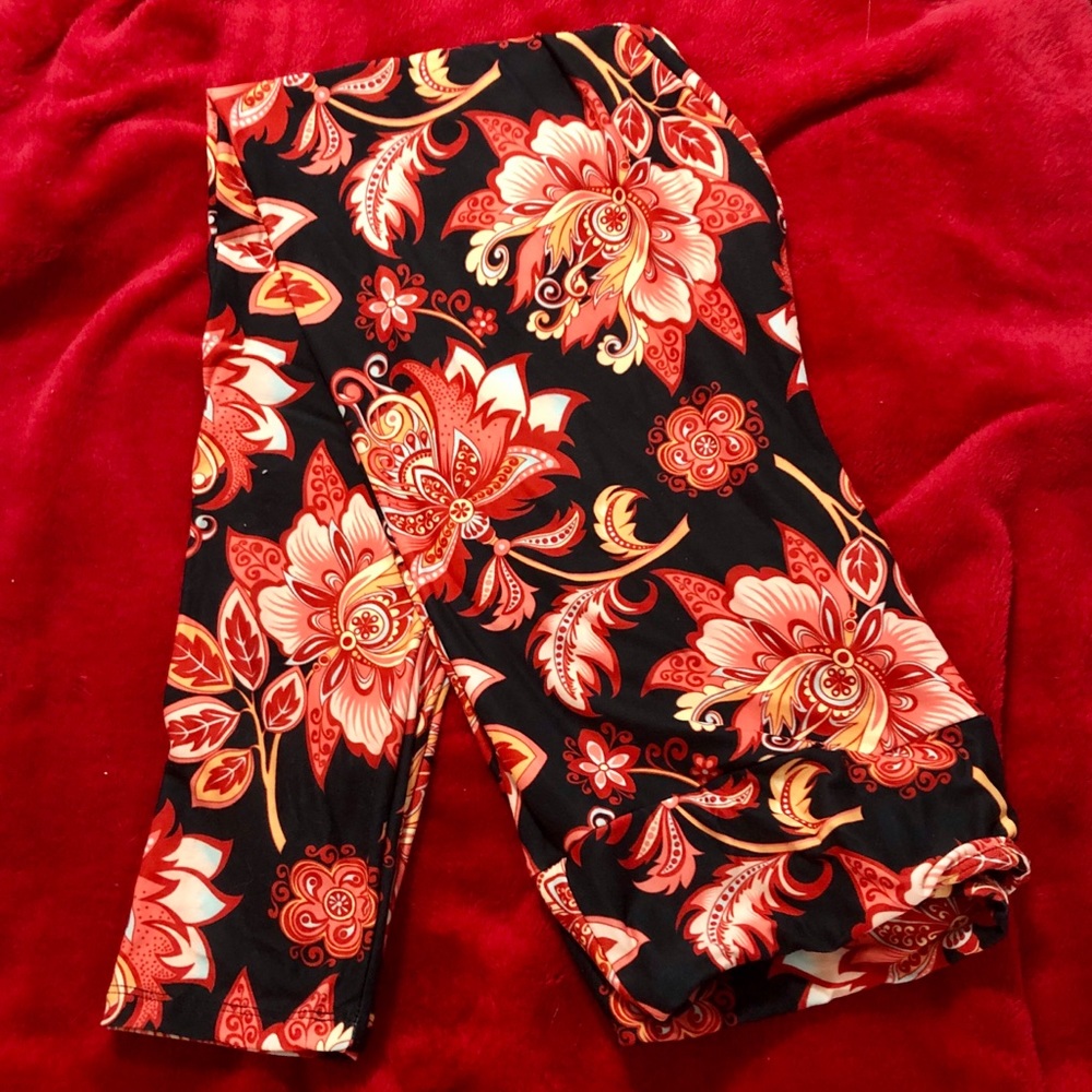 FabuLegs leggings NEW